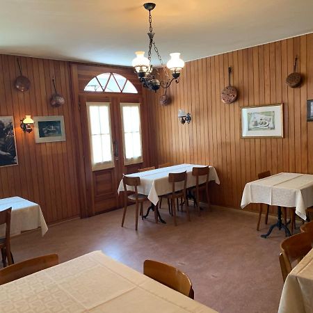 Albergo Calancasca Ristorante Jaipur Grono Eksteriør billede
