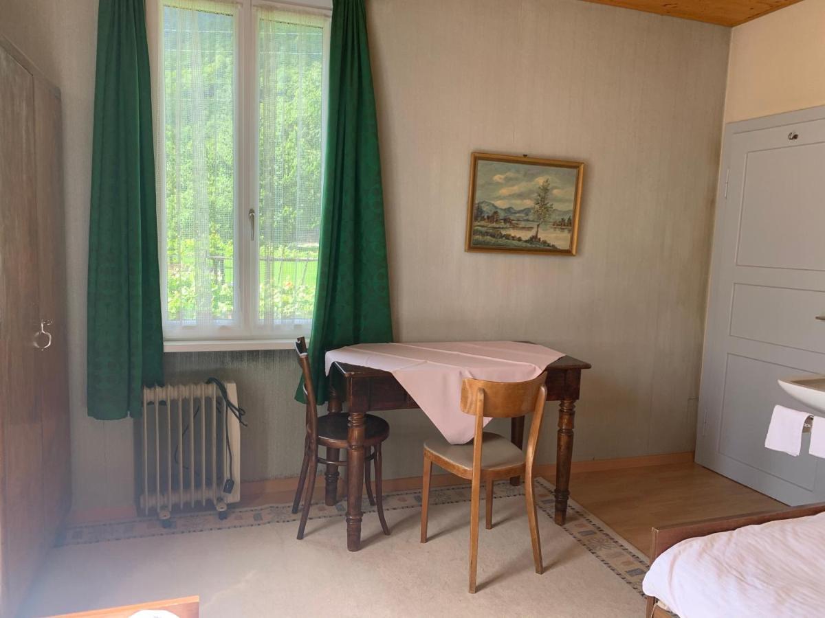 Albergo Calancasca Ristorante Jaipur Grono Eksteriør billede
